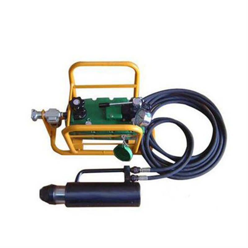 MSϵ^CMS-15/180^